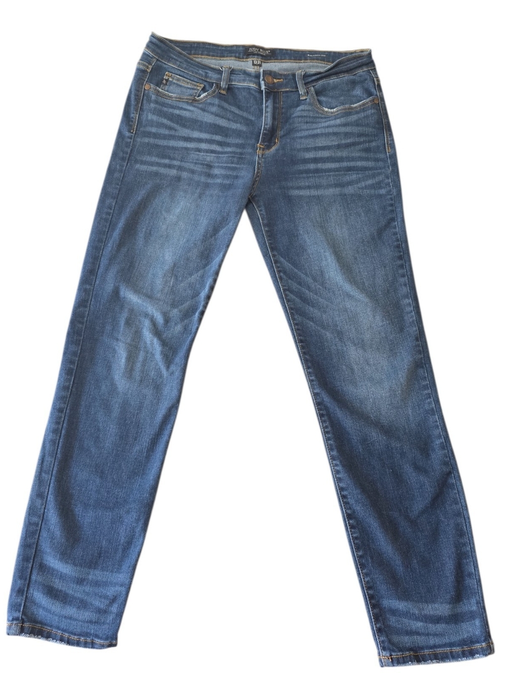 Judy Blue 13/31 Relaxed Straight Leg Stretch Jeans Medium Wash
